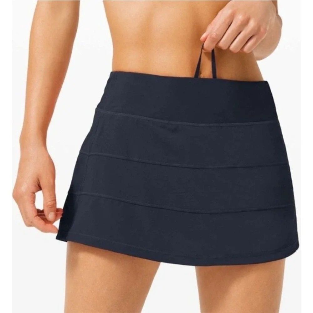LULULEMON Women's EEUC navy blue Pace Rival tennis Skirt Skort - size 6 rare